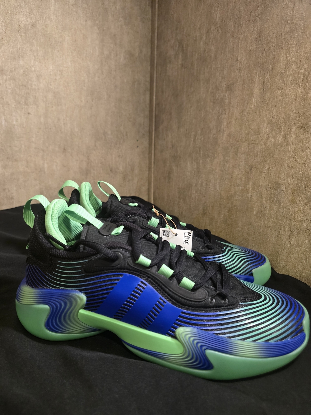 Adidas Womens Exhibit Select 2.0 Pro from the "Metamorphosis Pack" Shoes